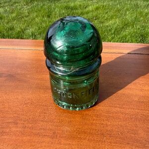 Glass Signal Insulators GREEN BROOKFIELD “XO” Chips See Photos.